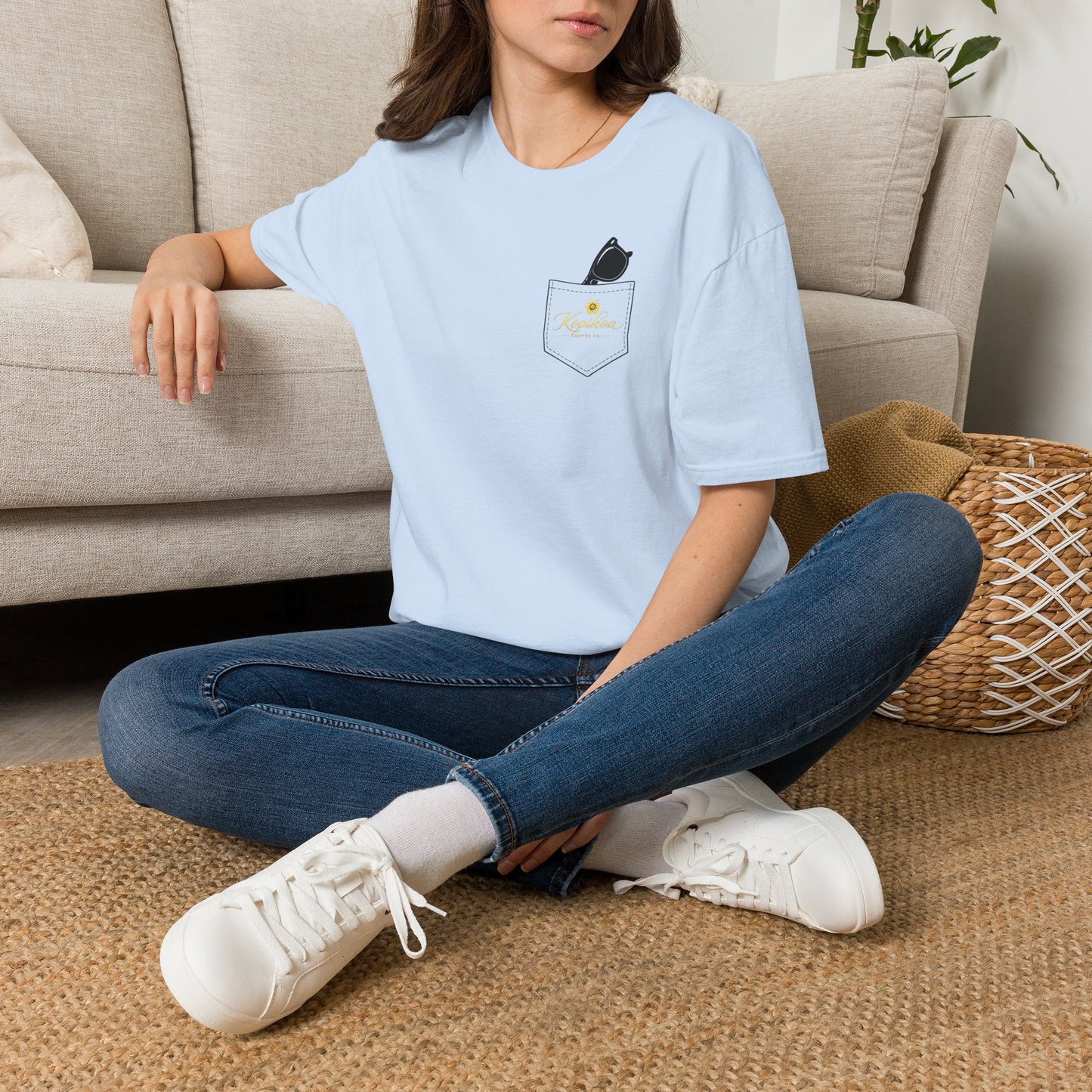 Kopikoa What's Up Coffee Cup – Unisex Pocket T-Shirt